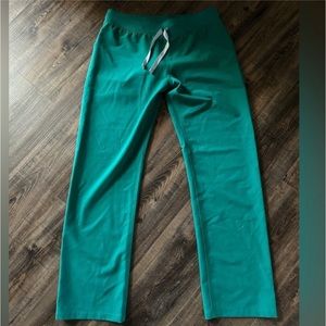 Women’s Figs Scrub Pants | Hunter Green